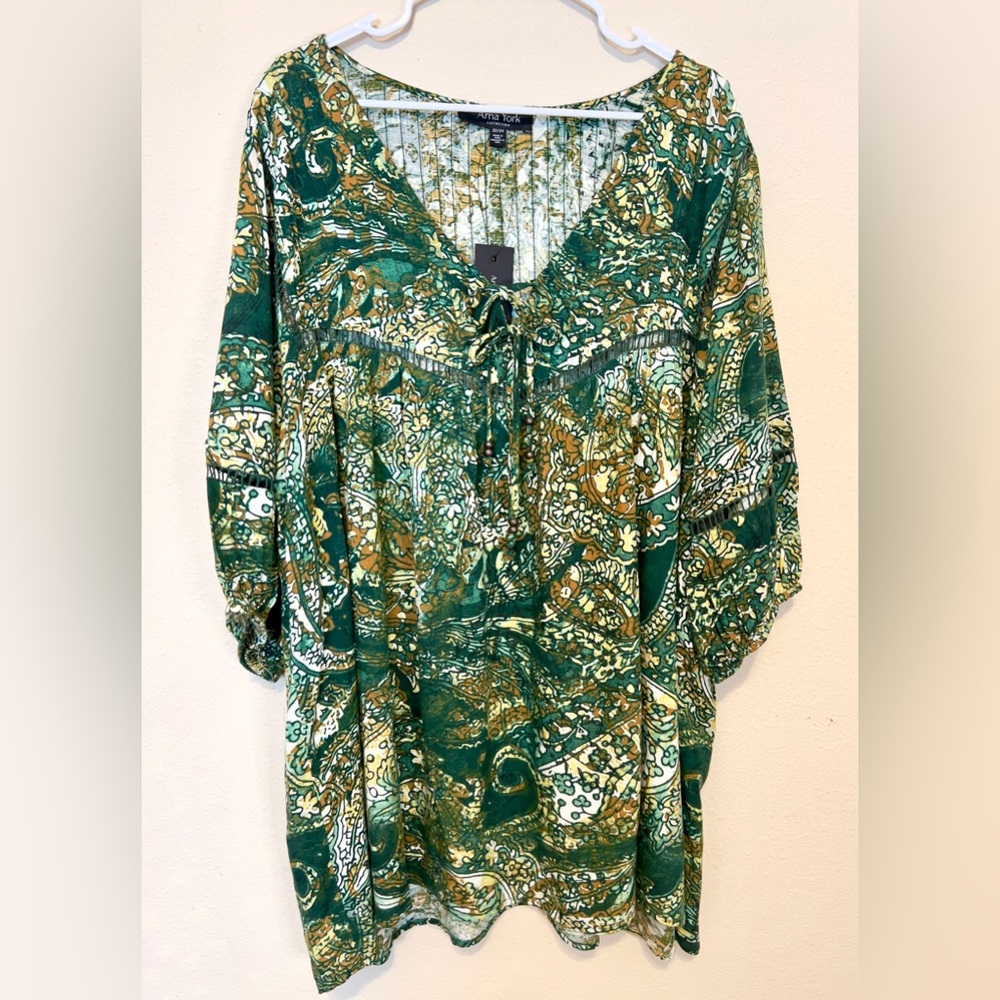 Arna York Collection Boho Green 3/4 Sleeve Tie Front Blouse